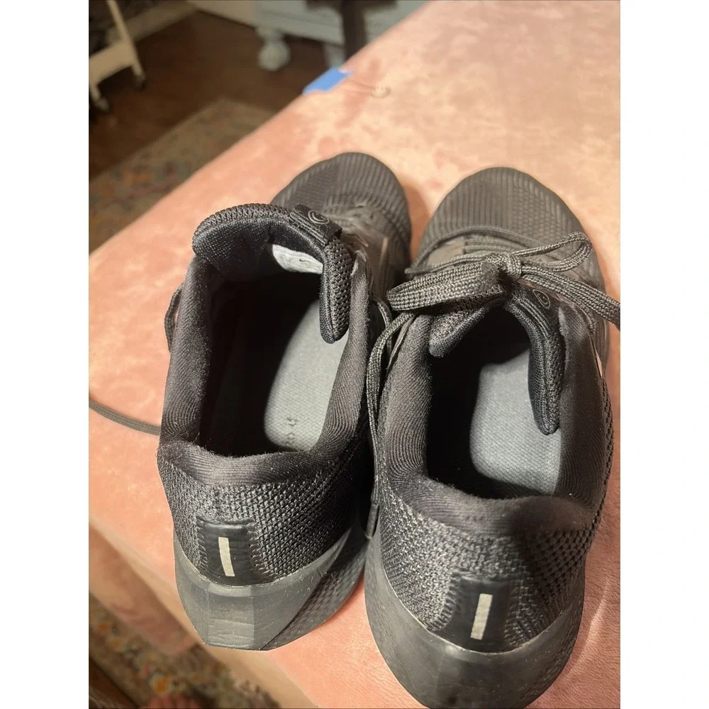Nike Air Zoom Pegasus 40 Triple Black Gym Running Shoes DV3853 002 Men's Sz 9.5